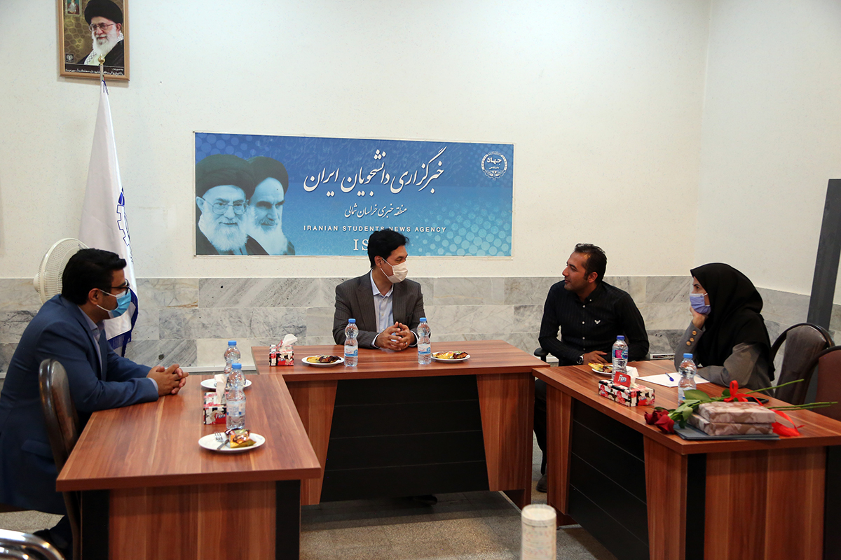 دیدار رئیس دانشگاه  با اصحاب رسانه های استان به مناسبت  روز خبرنگار